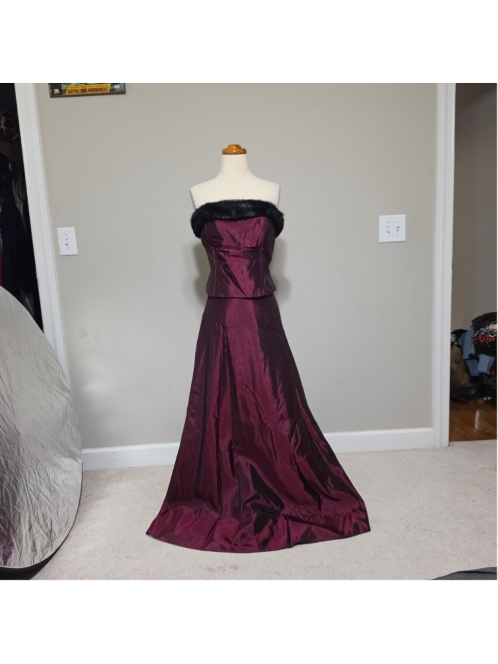 Vintage Scott McClintock 2 Piece Burgundy Faux Fur Strapless Dress Set